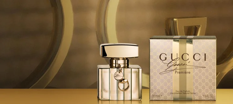 Gucci Premiere parfymflaska i elegant design på vit bakgrund